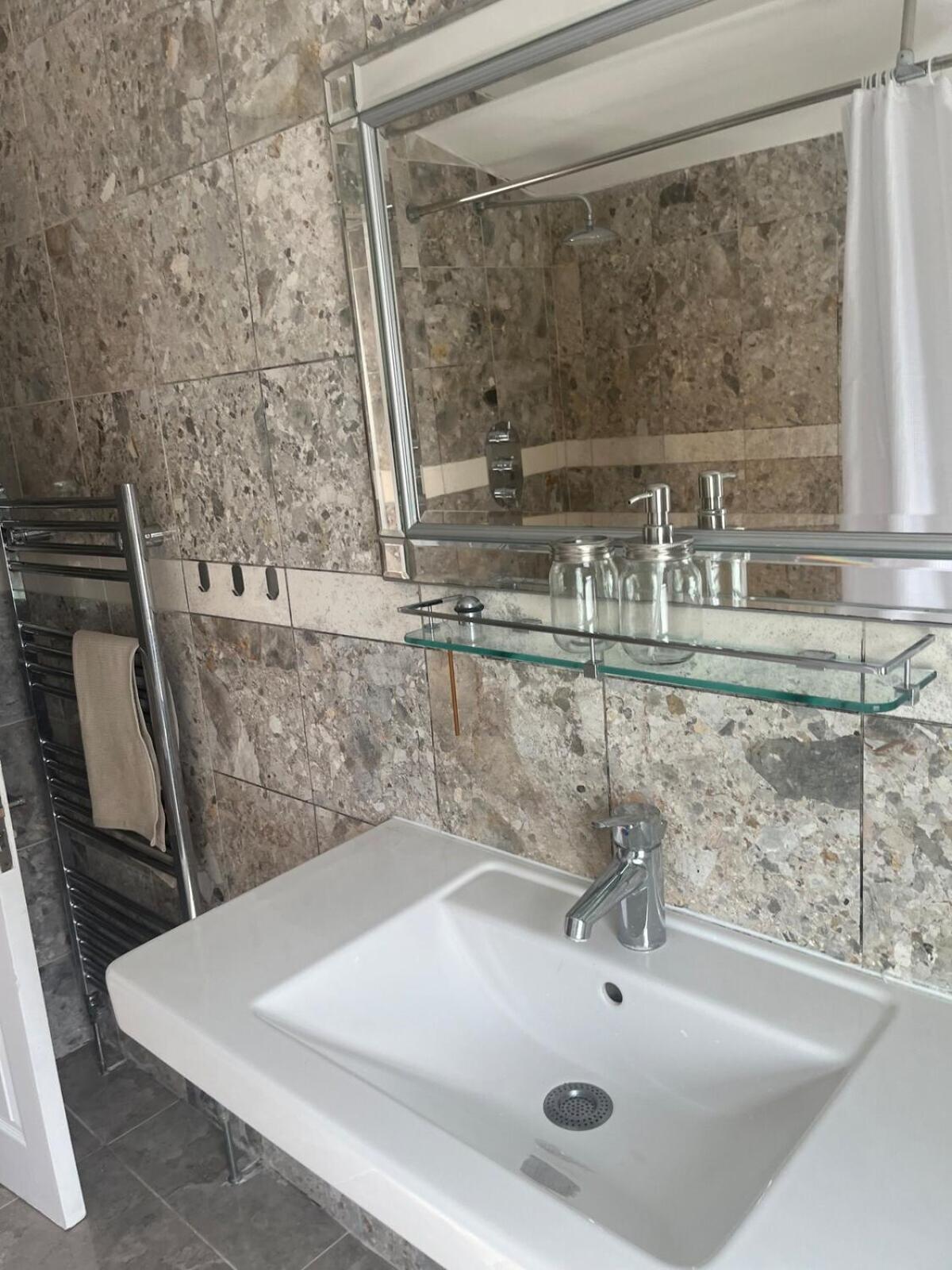 City Reach Retreat Spacious 4Bed House Startford Maryland Great Transport Links Λονδίνο Εξωτερικό φωτογραφία