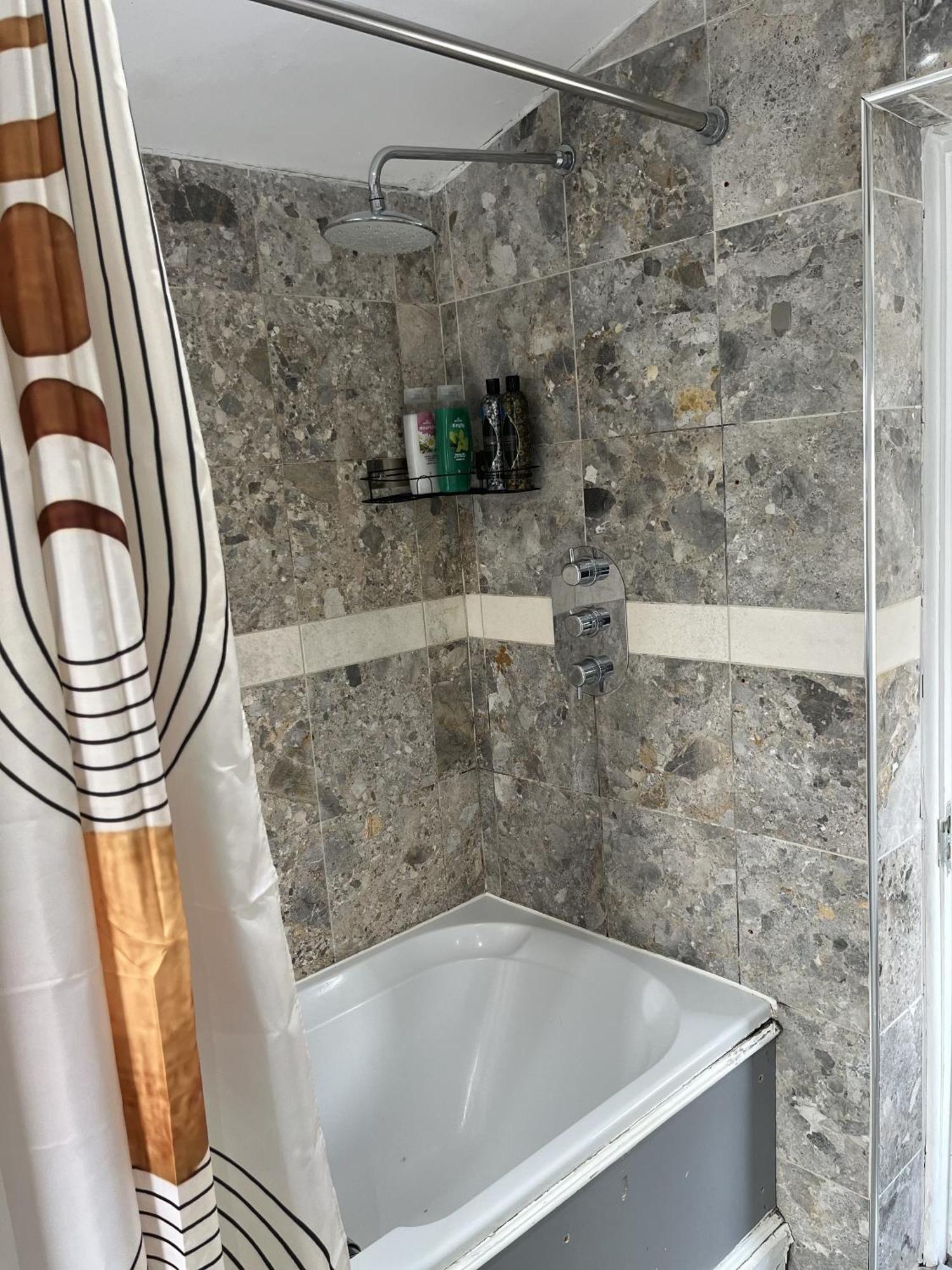 City Reach Retreat Spacious 4Bed House Startford Maryland Great Transport Links Λονδίνο Εξωτερικό φωτογραφία
